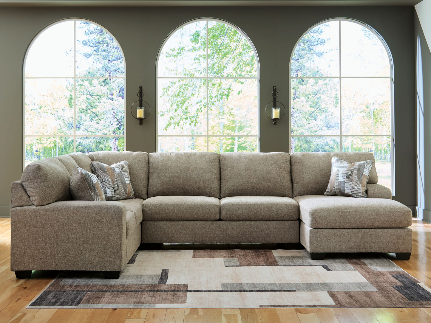Newellen - Sectional