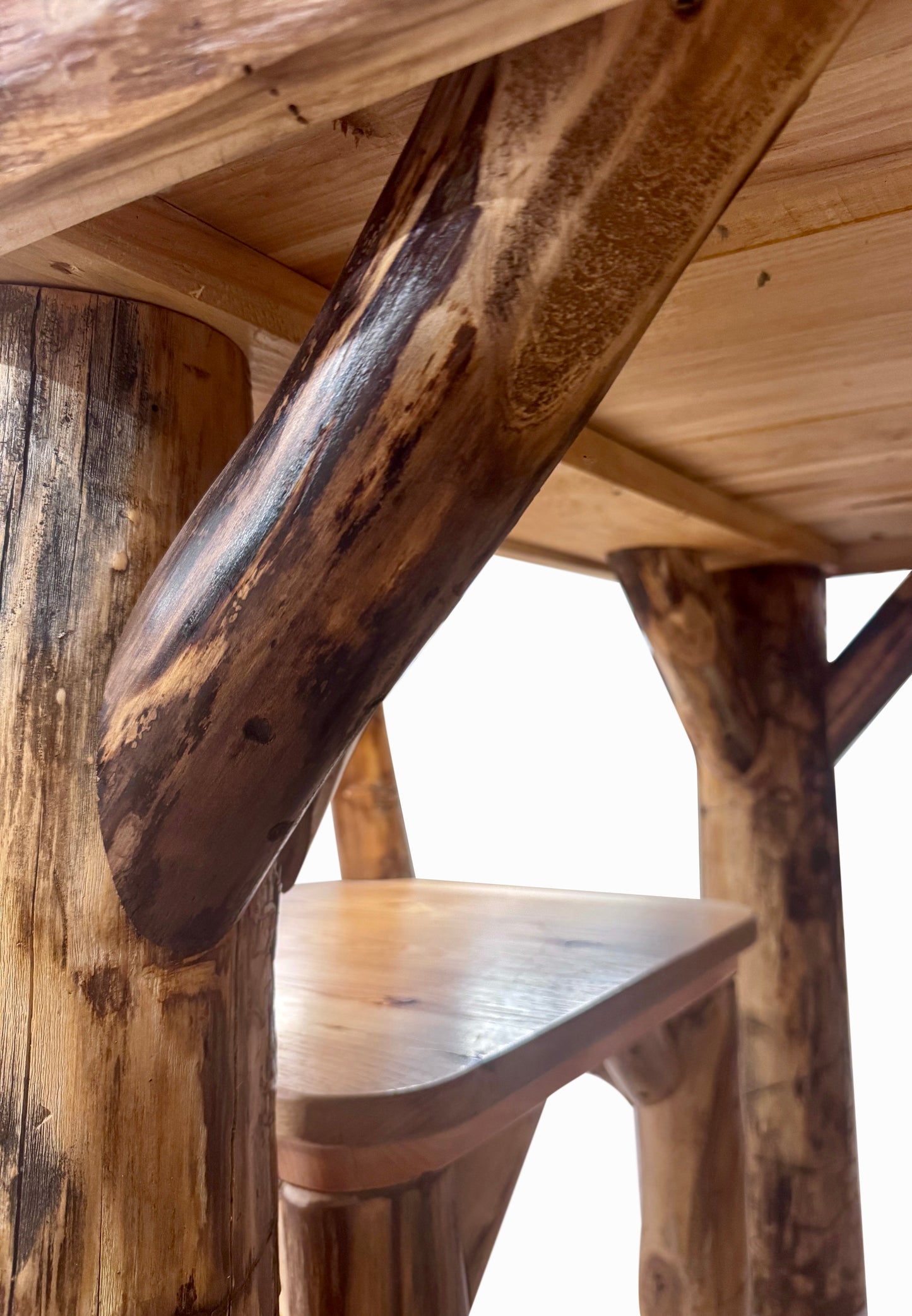 Valcour Rustic Aspen Dining Table w/ 4 chairs and Bench